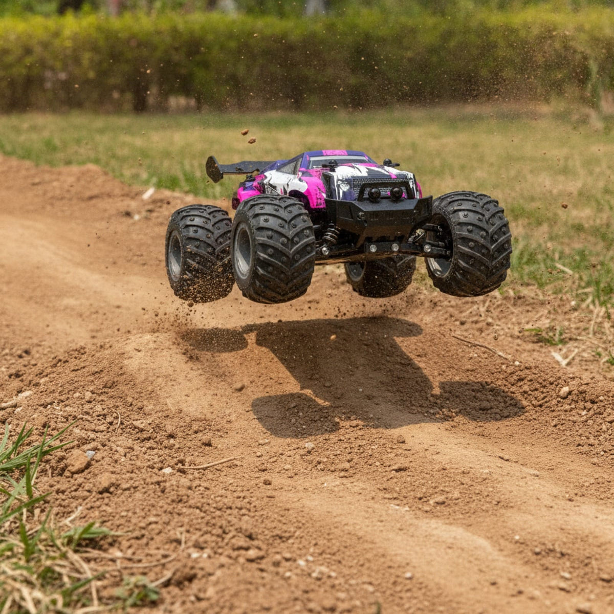 JJRC Q175 : Monster Truck 20 km/h Tout-Terrain